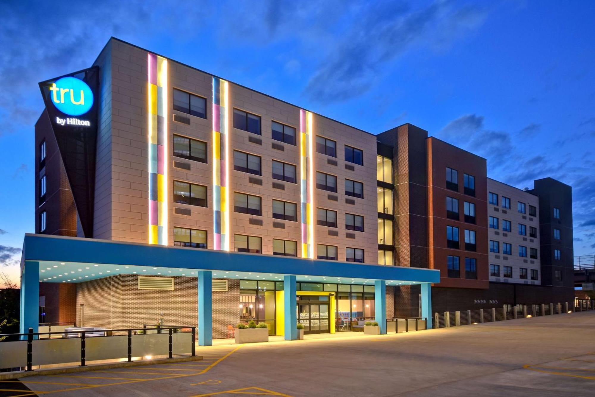 Tru By Hilton Manchester Downtown Extérieur photo